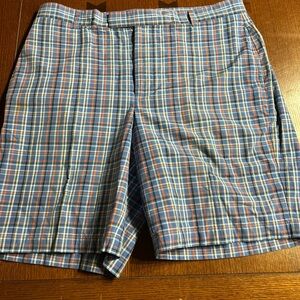 Greg Norman Men’s Size Blue Plaid Golf Shorts Size 36